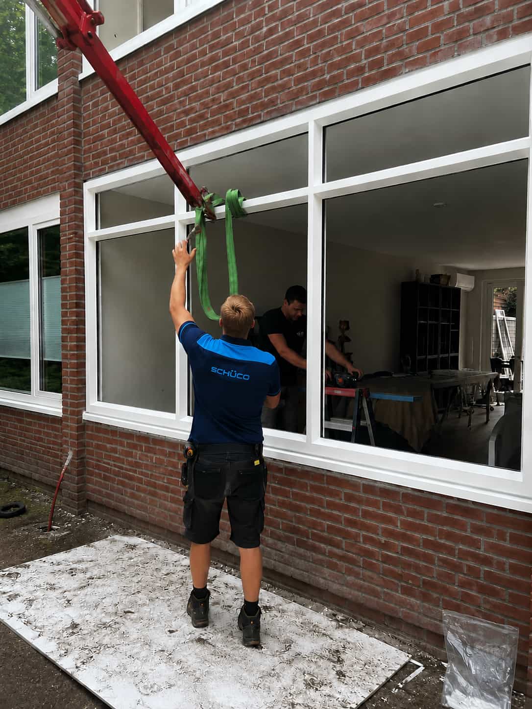TT-monteur-aan-het-werk-1-1