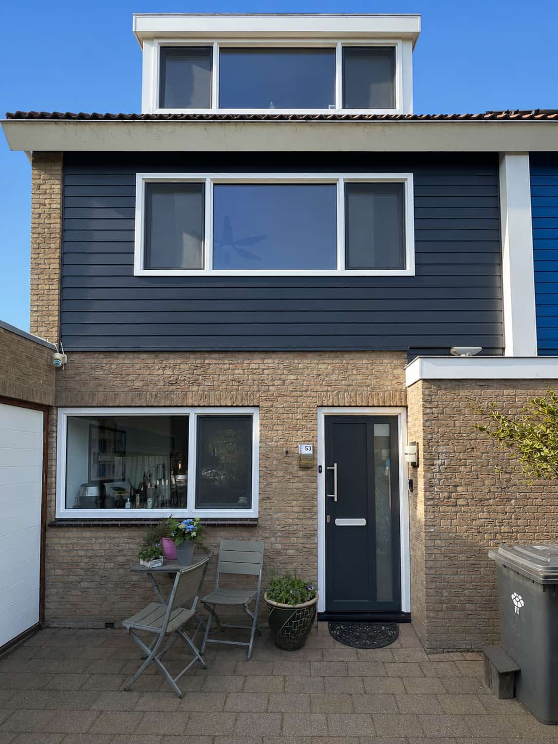 voorkant-huis-kunststof-kozijnen-Jun-30-2026-09-45-52-2280-AM
